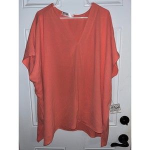 HOCO Top Womens Size 1X 2X  V Neck Salmon Coral Runs Large NWT